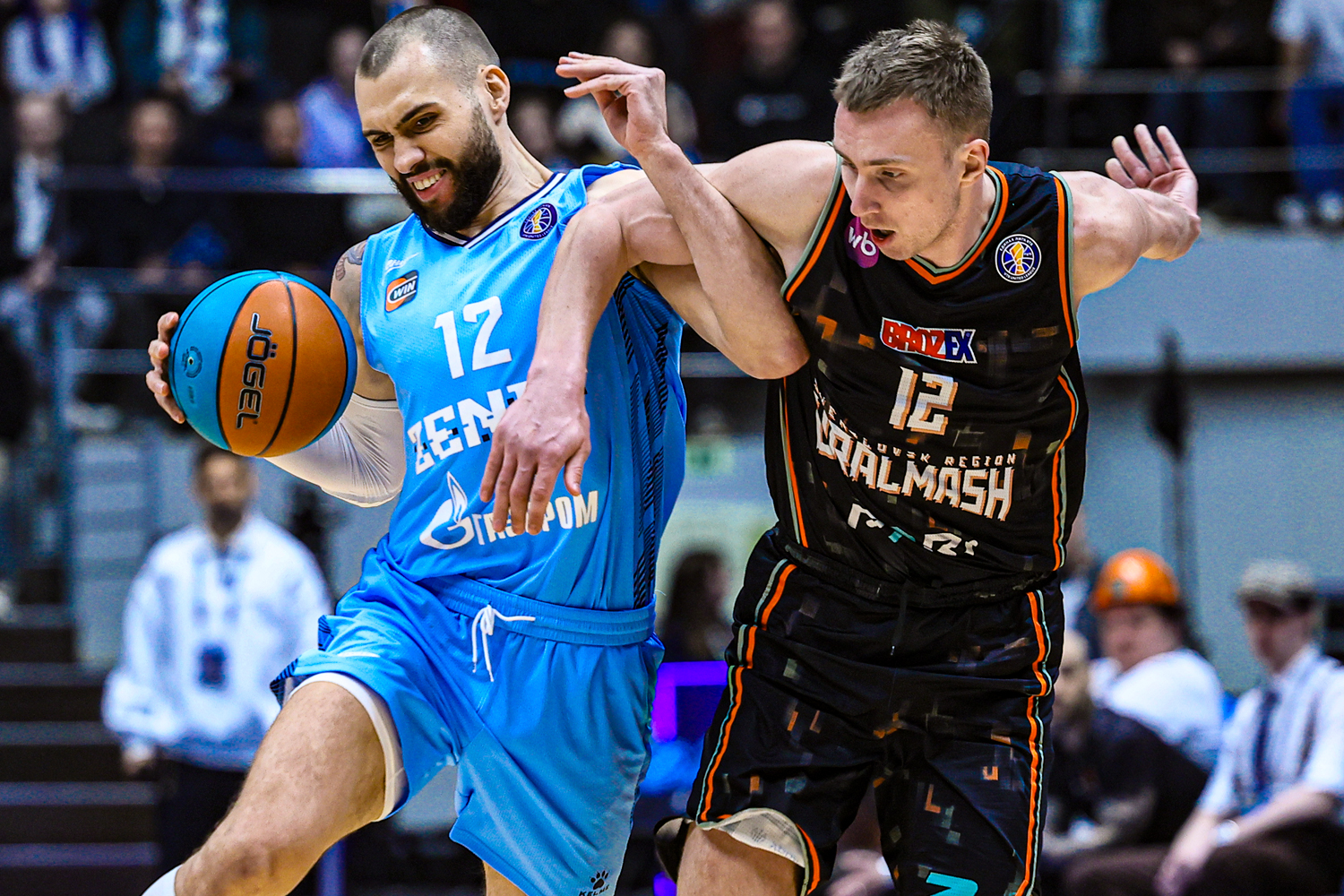 «Зенит» сравнял счет в серии с «Уралмашем»