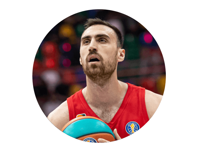 Никола Милутинов